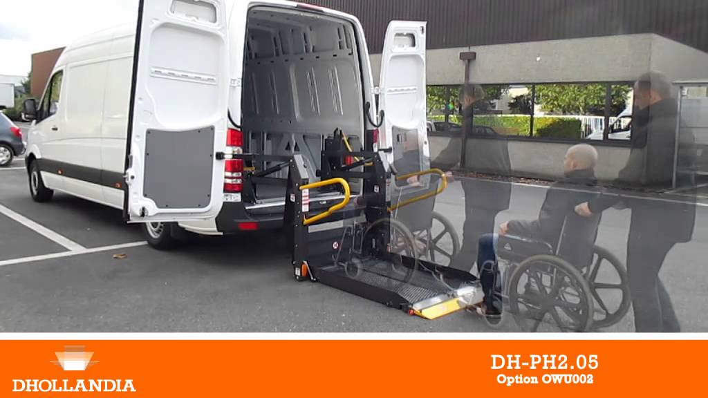 DH-PH2.05 500kg 1350mm DHOLLANDIA passenger lift with vertical split platform