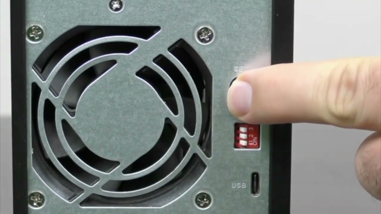 QNP147 TR-Series Direct-Attached Storage Configuration