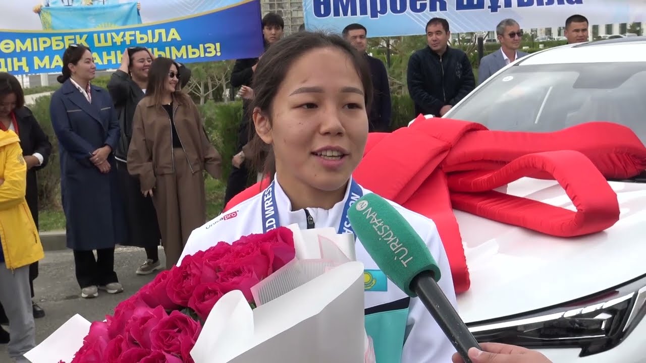 ТҮРКІСТАН ОБЛЫСЫНДА ӘЛЕМ ЧЕМПИОНЫ ШҰҒЫЛА ӨМІРБЕККЕ «ТЕМІР ТҰЛПАР» ТАПСЫРЫЛДЫ