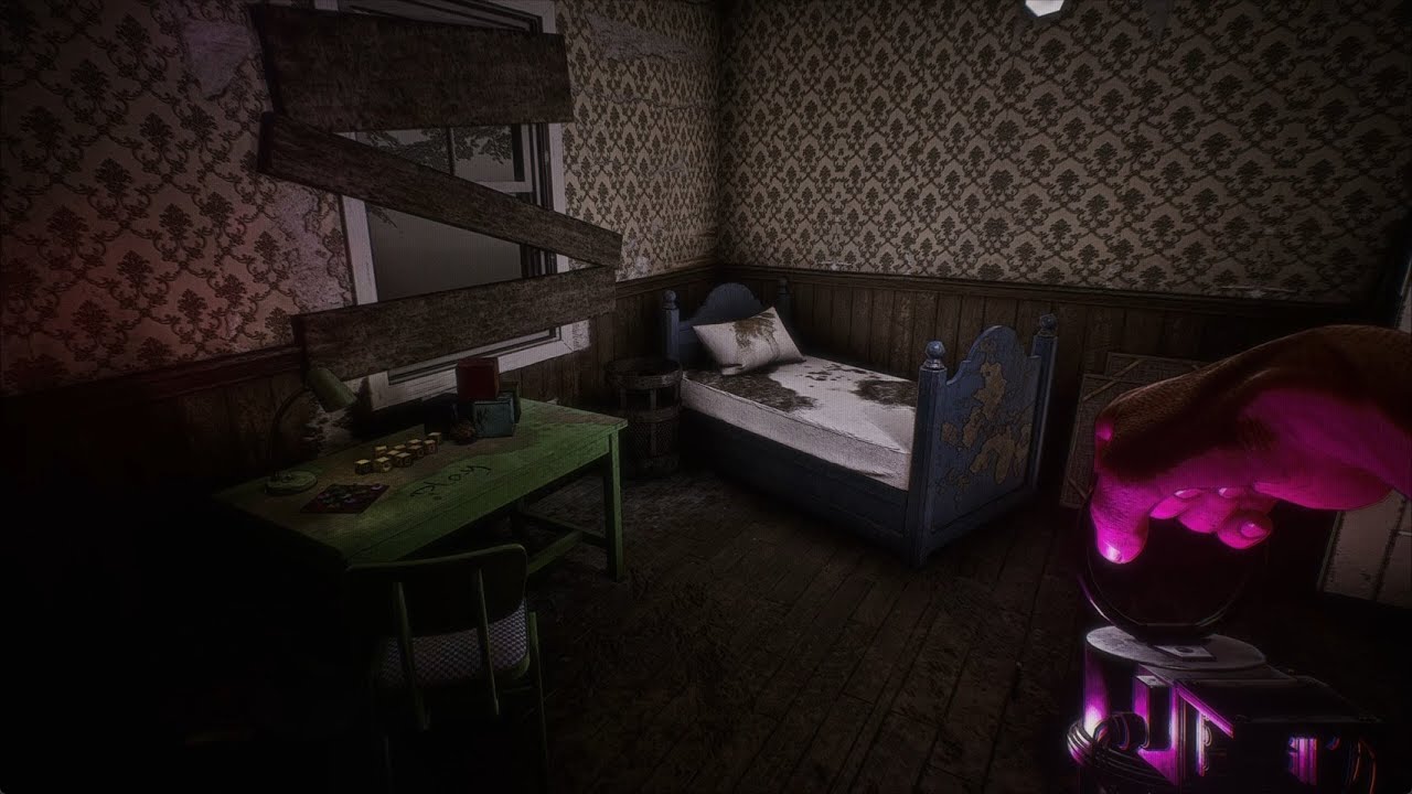 Demonologist, New Update v2.0.0, Investigating a haunted house on the Farm House map.