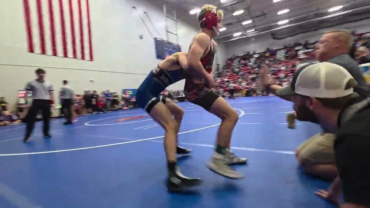 Clinton youth wrestling tournament ( Isaiah Dick vs Dylan Moore) 