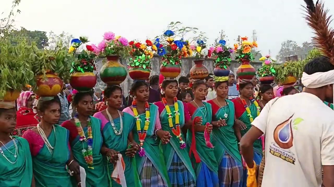 New SANTHALI video 
