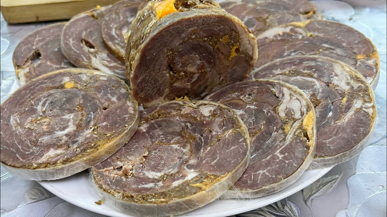 #мясной рулет  (қўй гўштидан жуда жуда маззали рулет тайёрлаймиз).