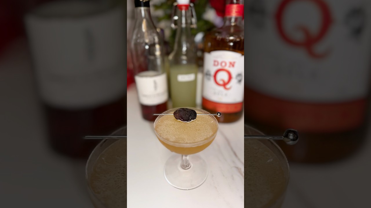 EASY 3 ingredient cocktail-Hop Toad #1 #recommended #deezcocktails #shortsfeed #shortvideo #shorts