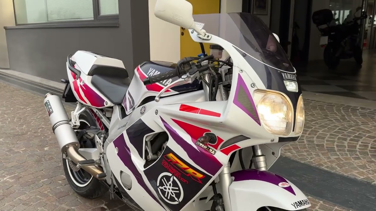 YAMAHA FZR 600 R GENESIS 