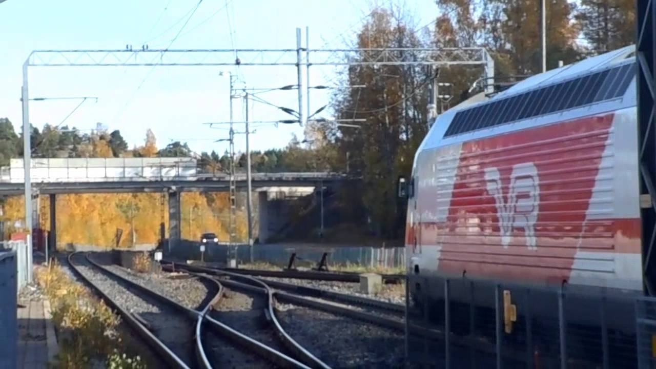 Finnish trains at Kirkkonummi railway station/ Junia Kirkkonummella