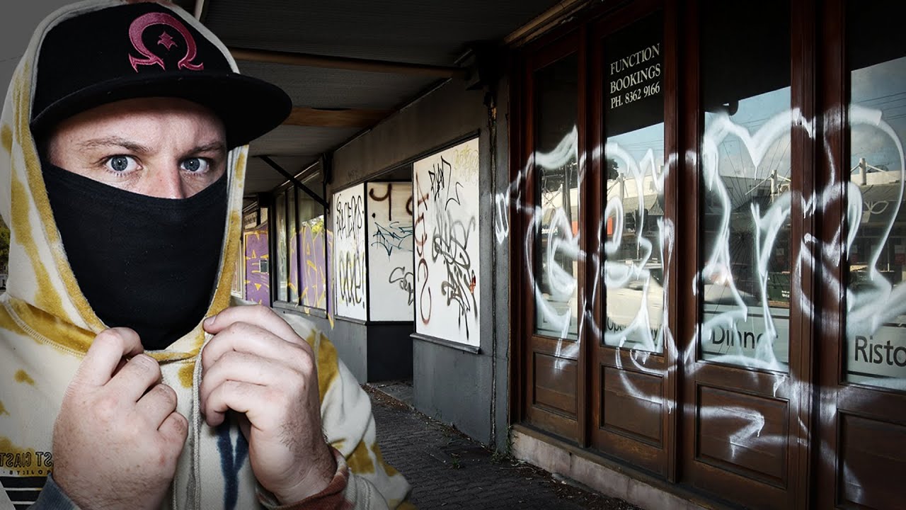 Abandoned Adelaide Shops That's Been Taken Over By SQUATTERS!