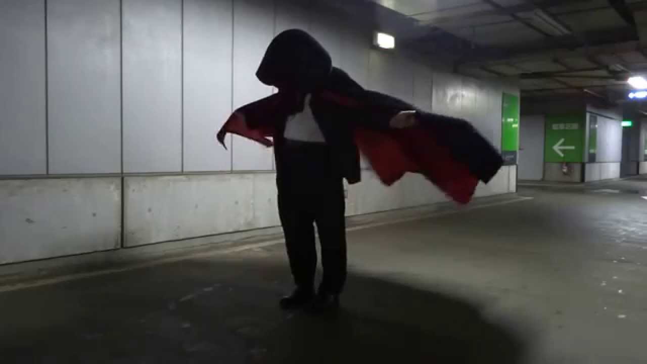 黒ベルベット赤サテンマント