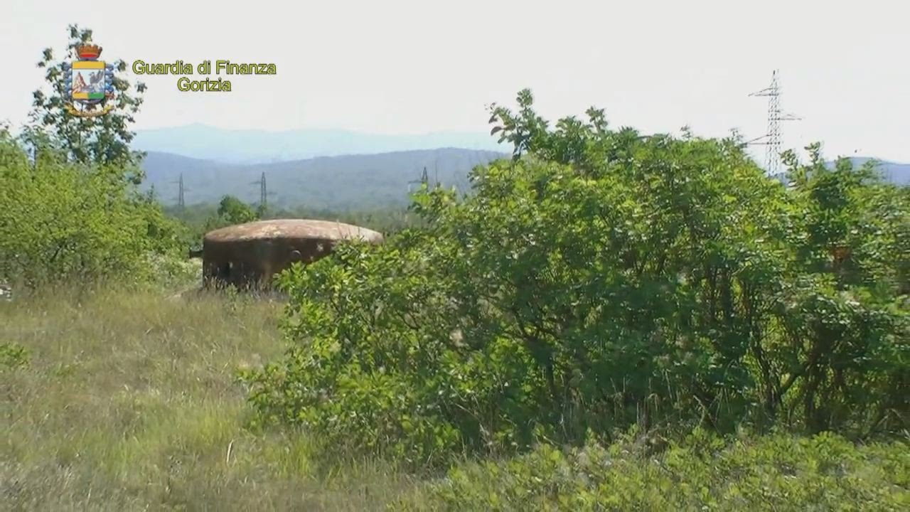 Pilotavano gli appalti per la vendita delle torrette dei bunker, 4 indagati a Gorizia