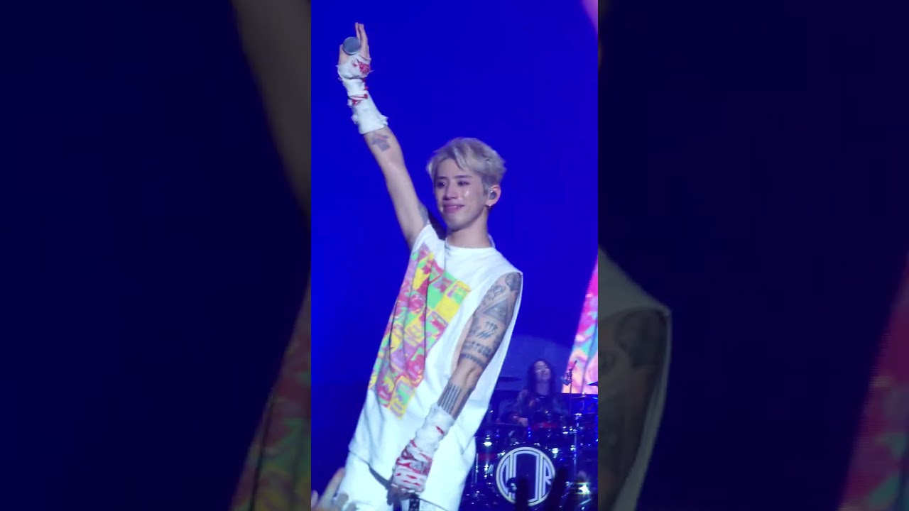 18122023 one ok rock luxury disease tour in singapore wasted nights