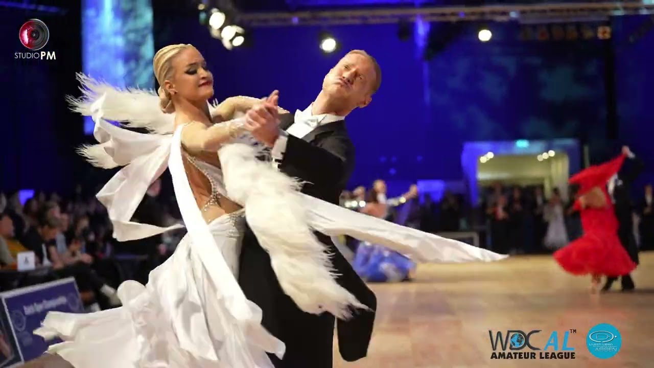 WDC World Professional Ballroom Championship 2022 | semi final | Slow foxtrott | Assen