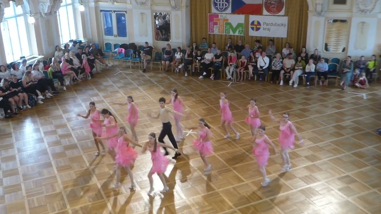 Taneční klub AMAZE DANCE - Pink Lake - Mistrovství ČR FTM SUT Chrudim 20250503 - TK Tlučná