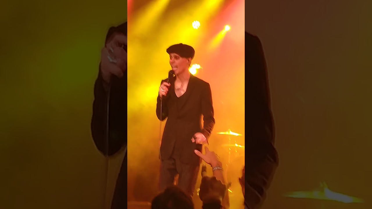 VV - The Kiss of Dawn (live Teatro Studio Guanamor, Mexico. Nov 8th '23)