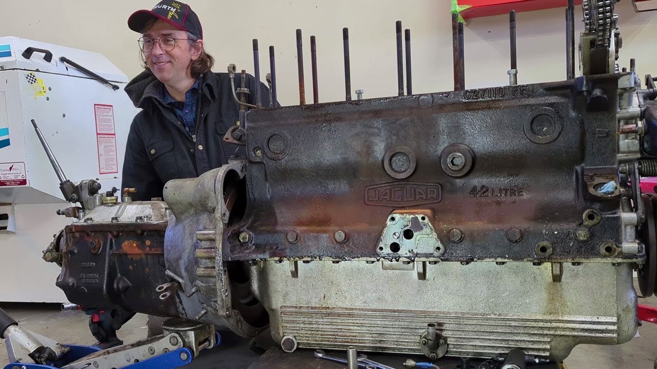 30K E-Type Engine Disassembly 🔧 Workshop Diary 3