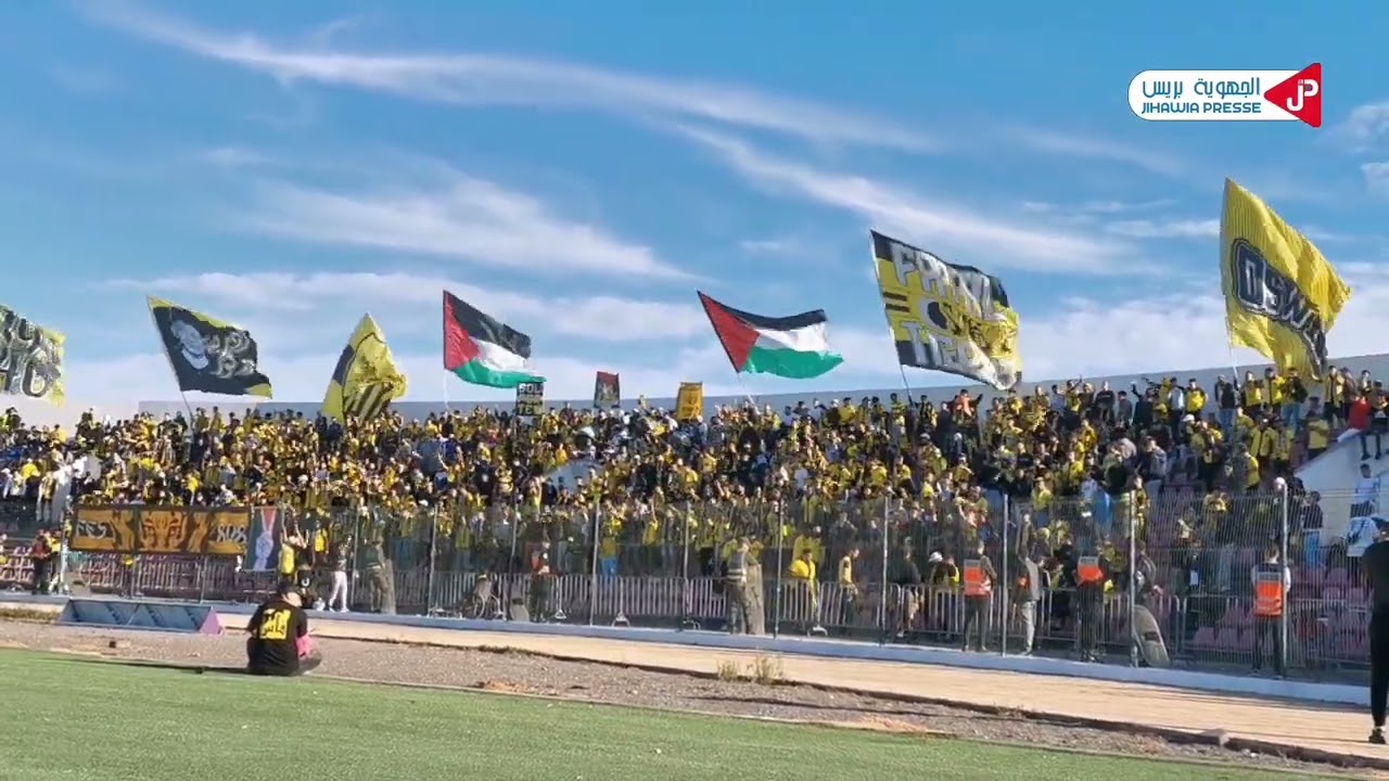 جماهير المغرب الفاسي تخلق الحدث من مدرجات الملعب البشير بعد فوزها على شباب المحمدية
