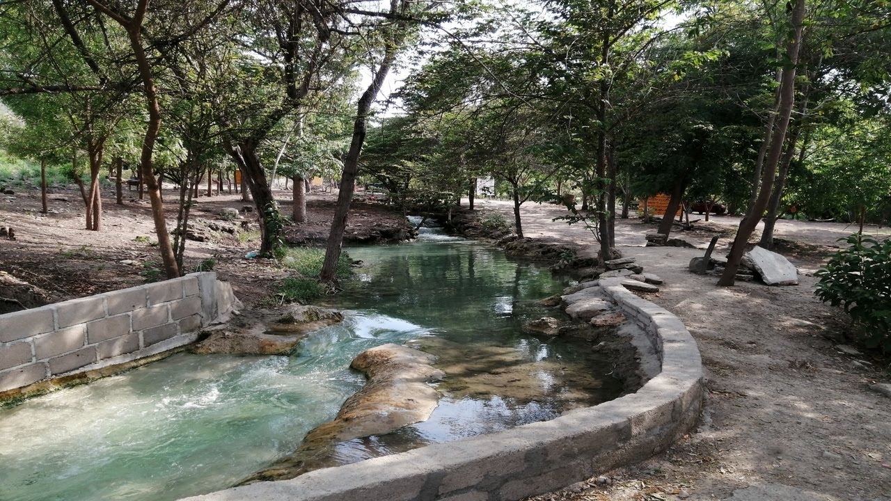 Balneario natural termal Los Otates, Chiapas