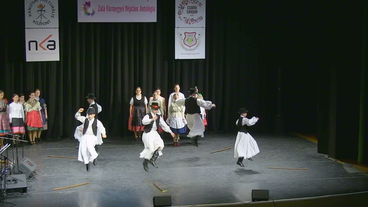 16 Bibrics Táncegyüttes - Vidd, ördög vidd!