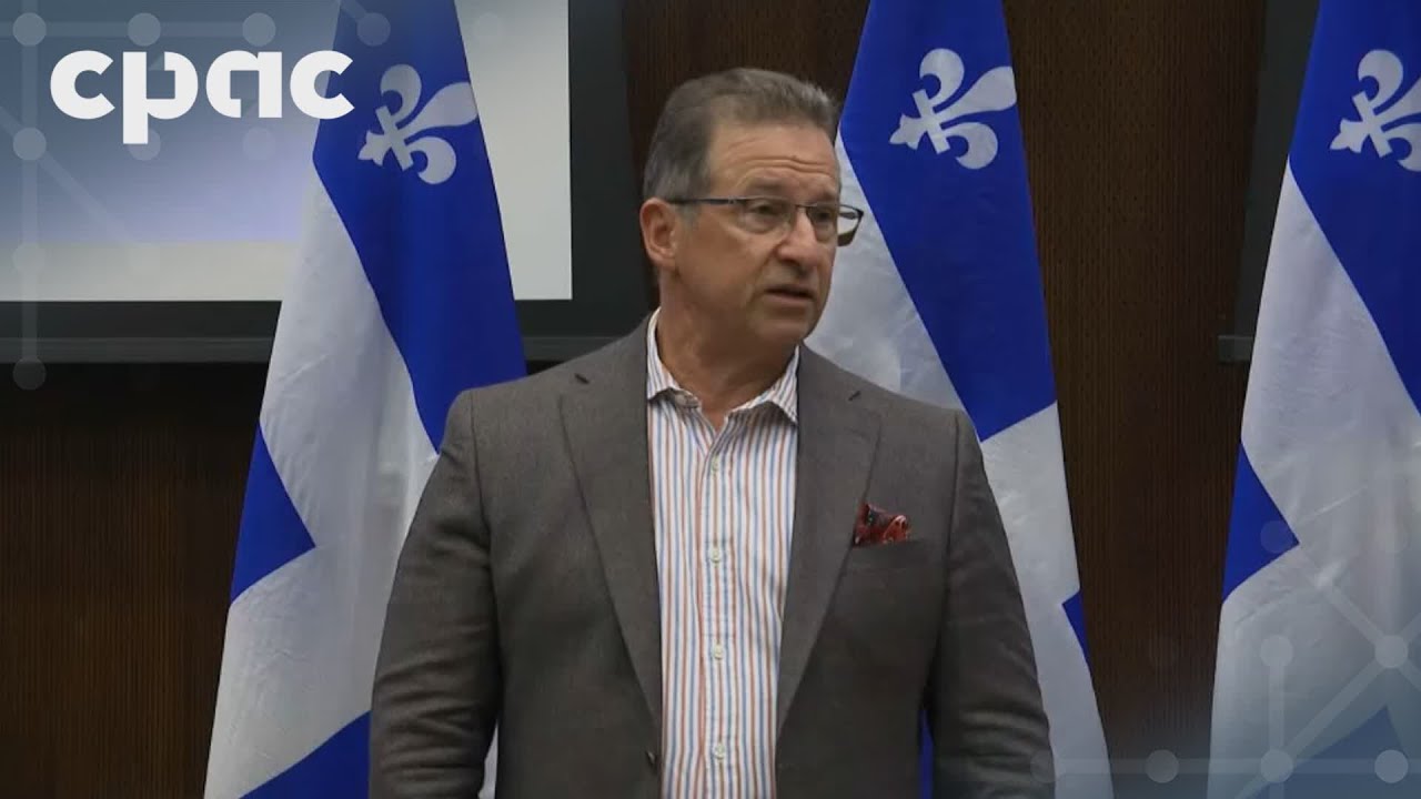Yves-François Blanchet prend la parole lors du caucus du Bloc Québécois – 25 janvier 2026