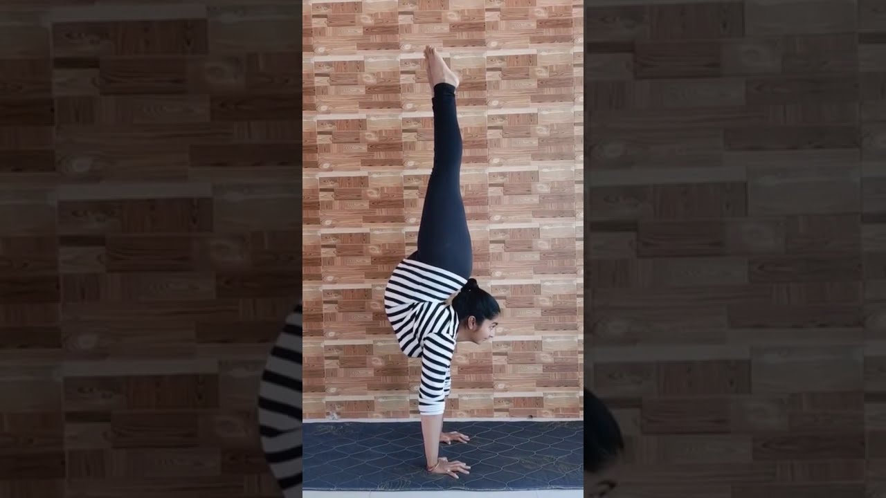 handstand practice | how to do hold handstand #handstand #strength #yoga #fitness #flexibility
