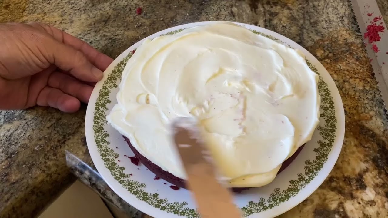 The Best Cream Cheese Frosting