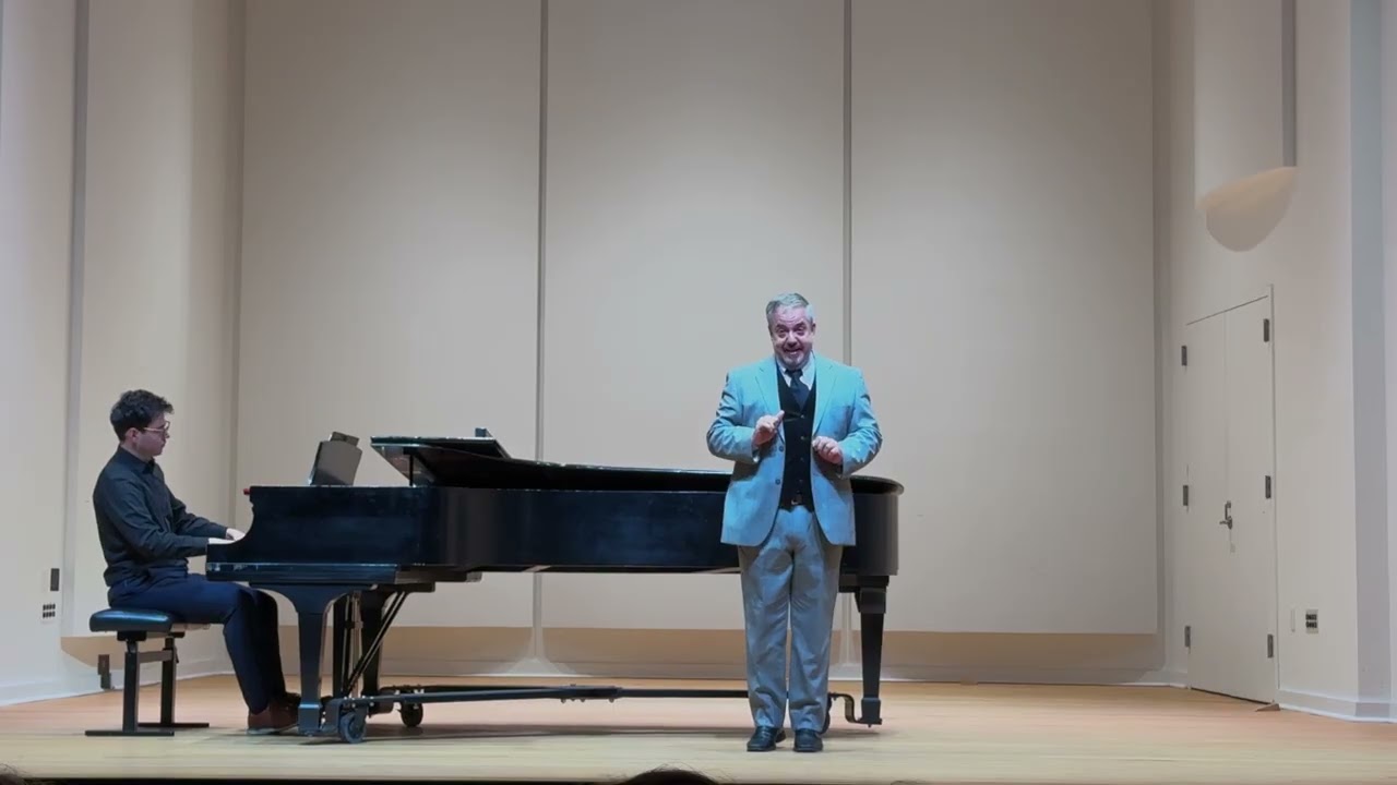 Baritone Igor Vieira sings Sia qualunque from Rossini's La Cenerentola 