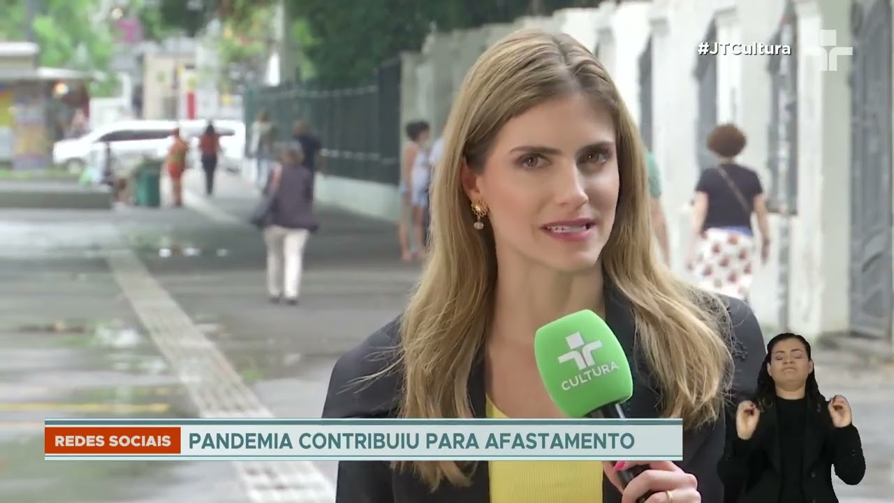 Low Profile: jovens abandonam redes sociais e adotam novos hábitos na internet