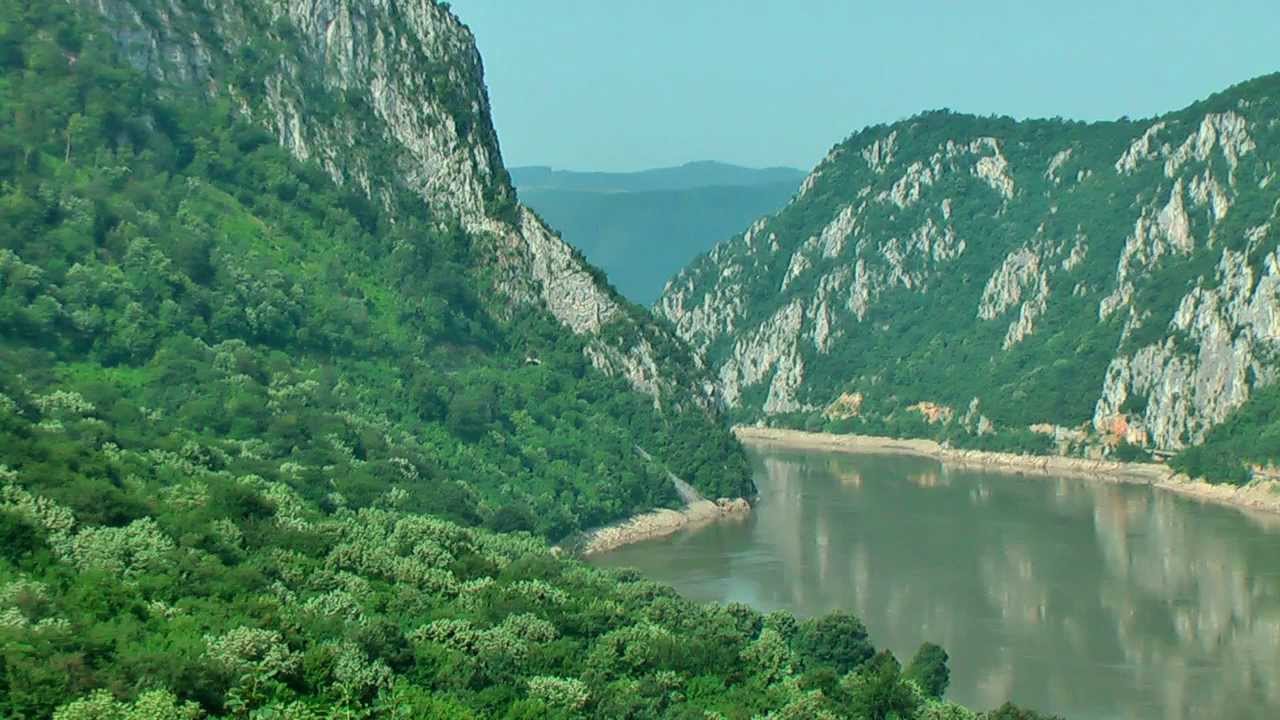 Al-Duna, Herkulesf&uuml;rdő