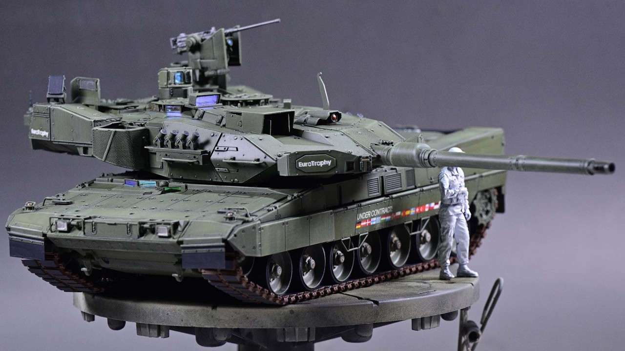 Leopard 2A8 RC Tank 1/10 Scale – Next-Gen Military Machine