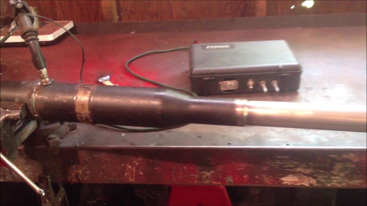 Pulse detonation engine