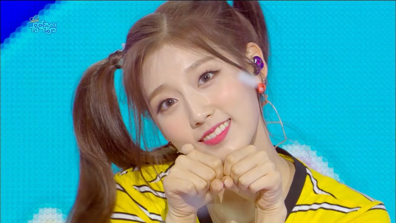 Lovelyz - Bizarreㅣ러블리즈 - 미묘미묘해 (Mi myo-Mi myo) [Show Music Core Ep 589]