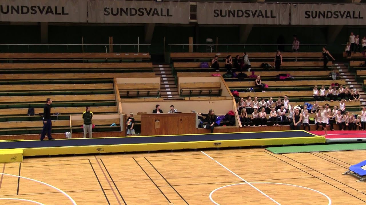 gymnastik juluppvisning jaktfalken 2011