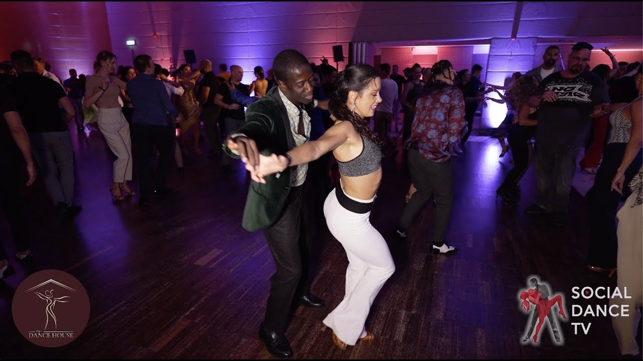 Social Dancing Mouaze Konate & Sol Lemos #live2mambo Budapest