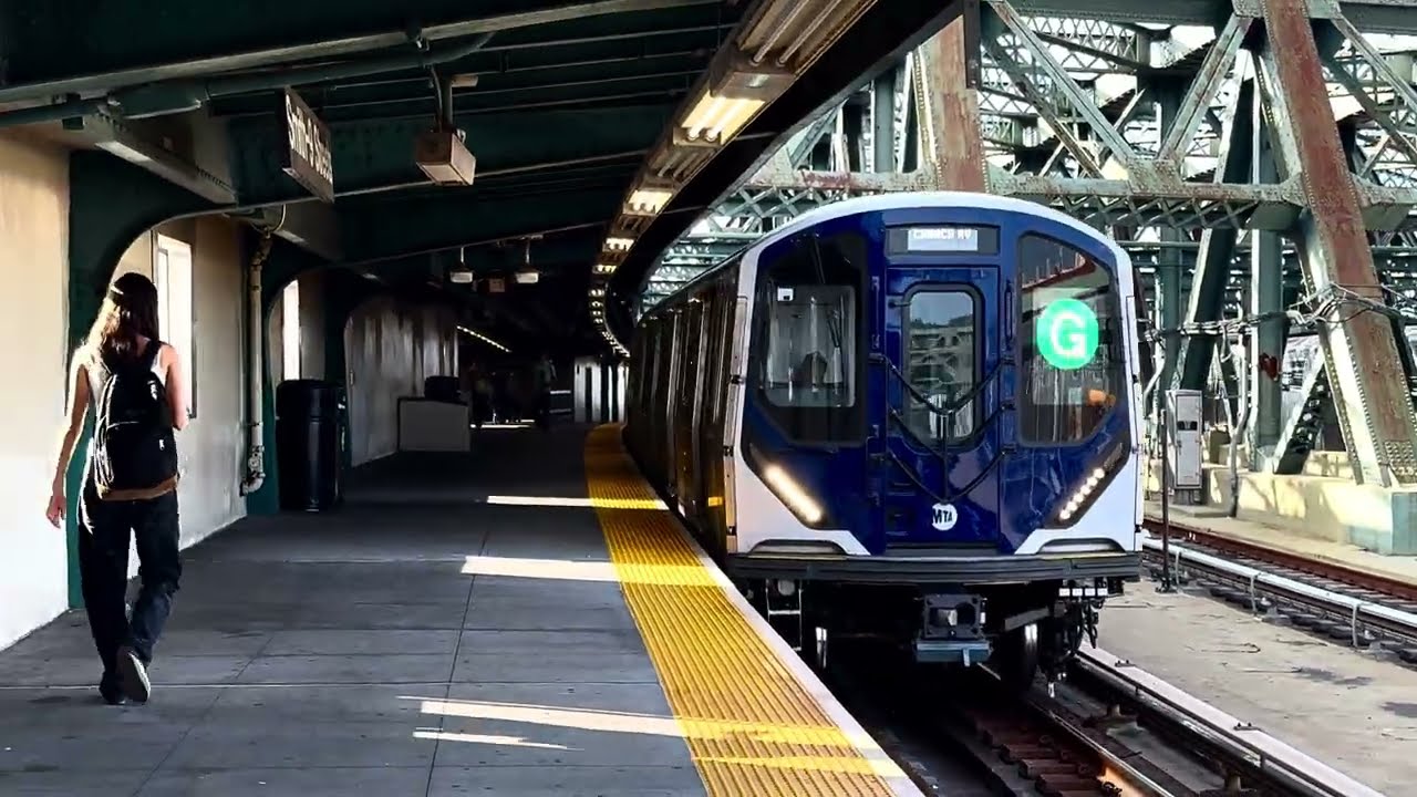 MTA New York City Subway Church Av Bound Kawasaki R211A (G) Train @ Smith-9 Sts