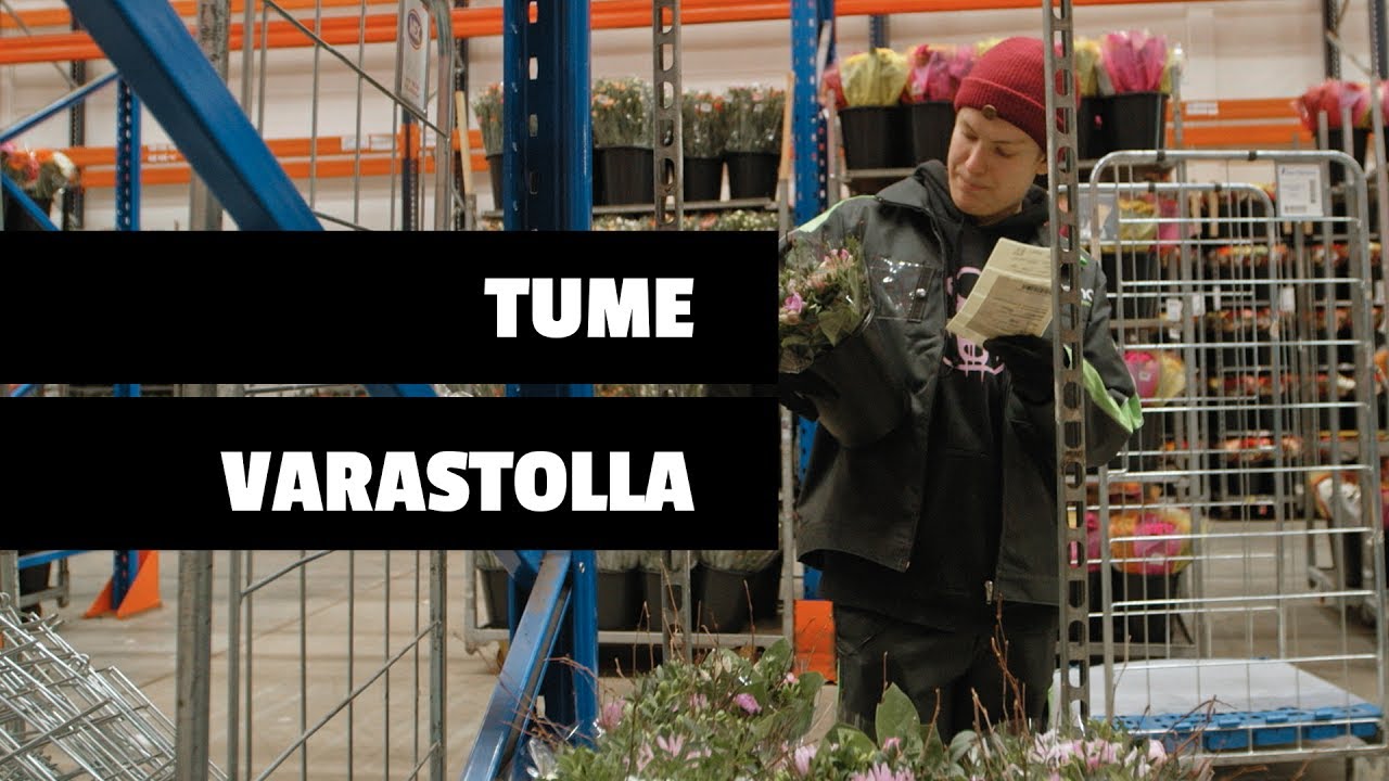 TUME OIKEISSA TÖISSÄ: Varastolla