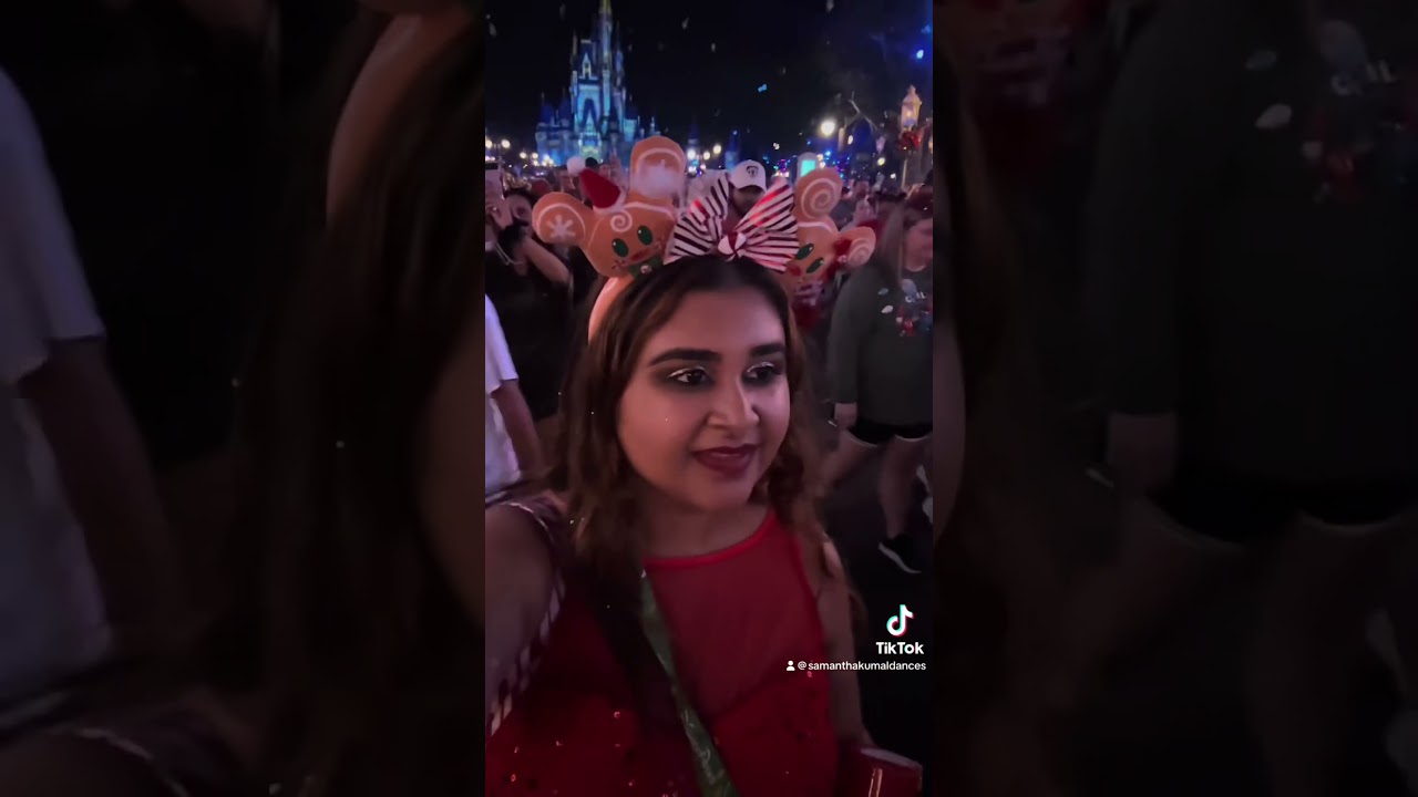 SNOAP AT DISNEY