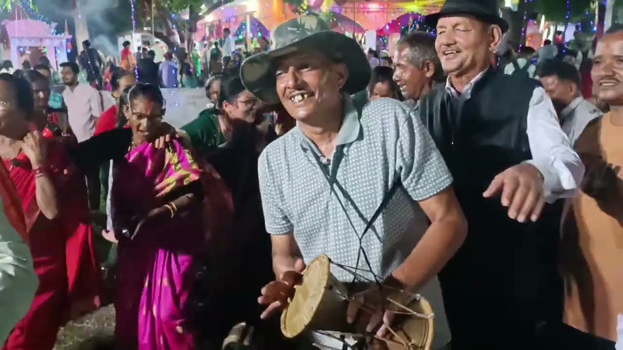 नंदा देवी की रात की💐पूजा कैसे होती 🥰और इतने सुन्दर♥ शगुन गाना 🌺तब जाके भगवान् दर्शन देते💐 🙏♥🥰