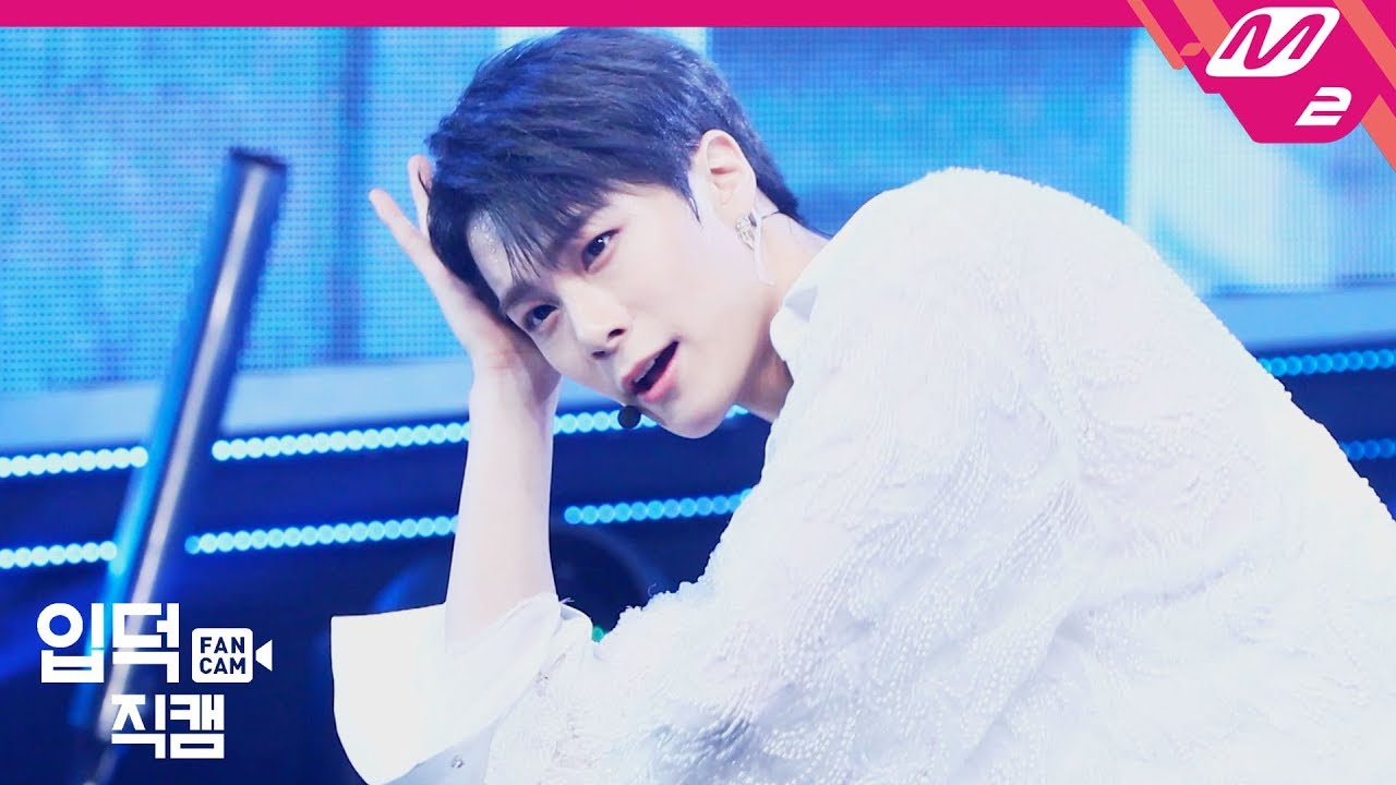 [입덕직캠] 아스트로 문빈 직캠 4K 'All Night(전화해)' (ASTRO MOONBIN FanCam) | @MCOUNTDOWN_2019.1.31