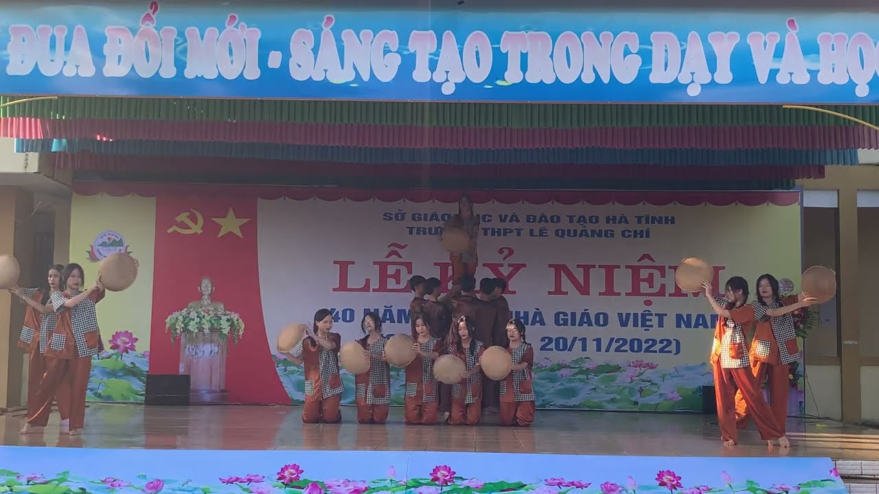 [GIẢI NHẤT VĂN NGHỆ 20/11/2022] Bài Ca Tôm Cá K18A2 THPT Lê Quảng Chí