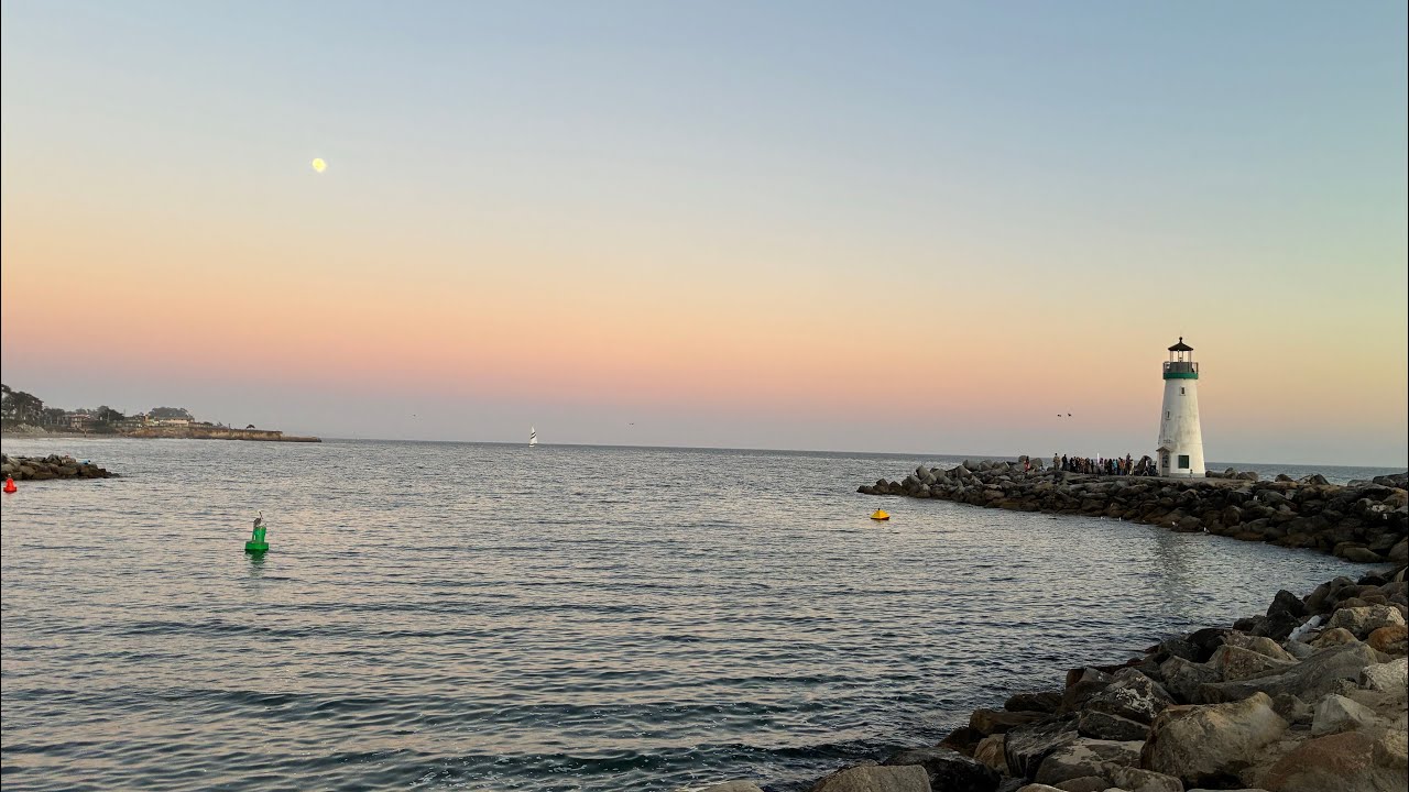 Dalton Lighthouse In Santa Cruz(sunset)@HappyShortLunch 