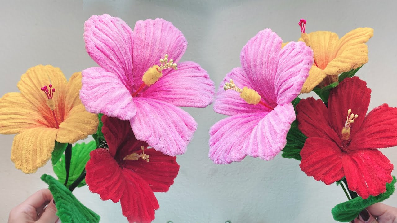 DIY Hibiscus Flower | how to make hibiscus flower with pipe cleaners | glitter pipe cleaner crafts