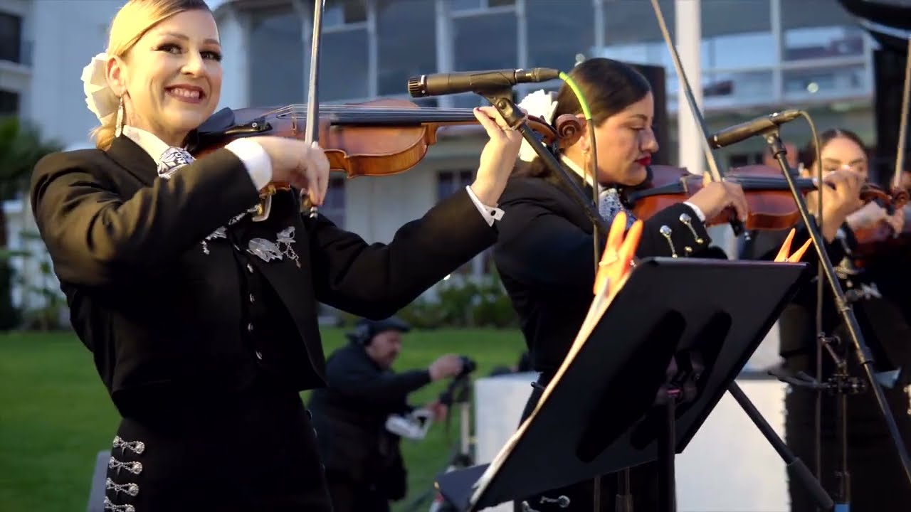 Coplas Tropicales - Mariachi Champaña de Jeff Nevins