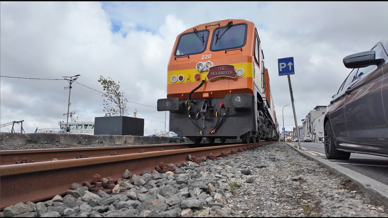 No  220 working the Sea Breeze Tour to Rosslare Sunday 27 04 2025