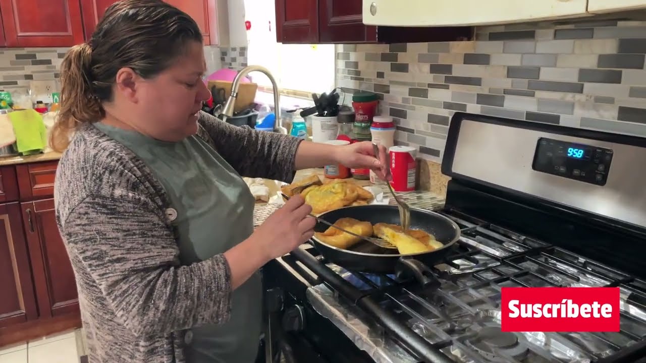 Cocinando unas ricas tortas de pescado 1