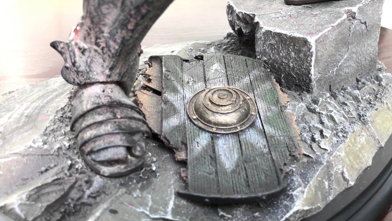 Weta Workshop's Uruk-hai Swordsman Statue Review