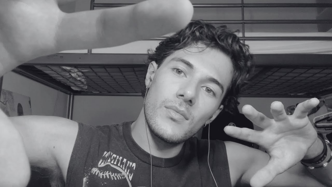 ASMR movimiento de manos hipnóticos (blanco & negro) + lluvia