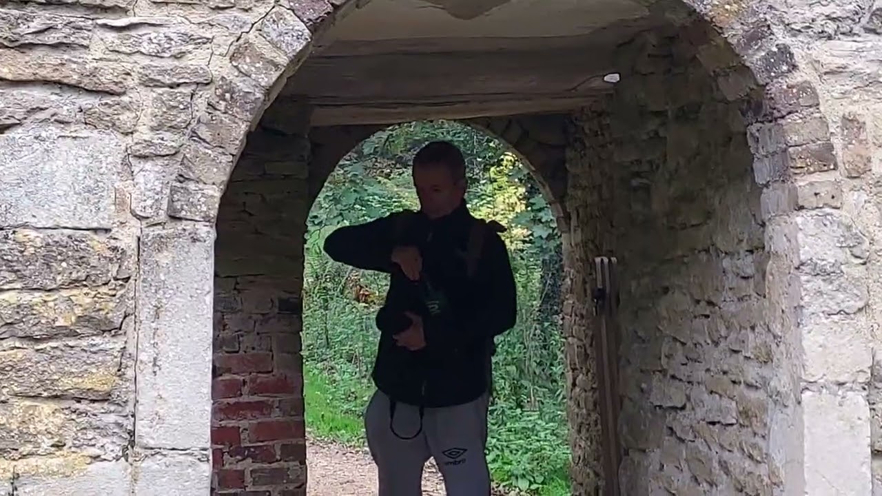 A WALK AROUND NEWARK PARK IN GLOUCESTERSHIRE - 11th OCTOBER 2025