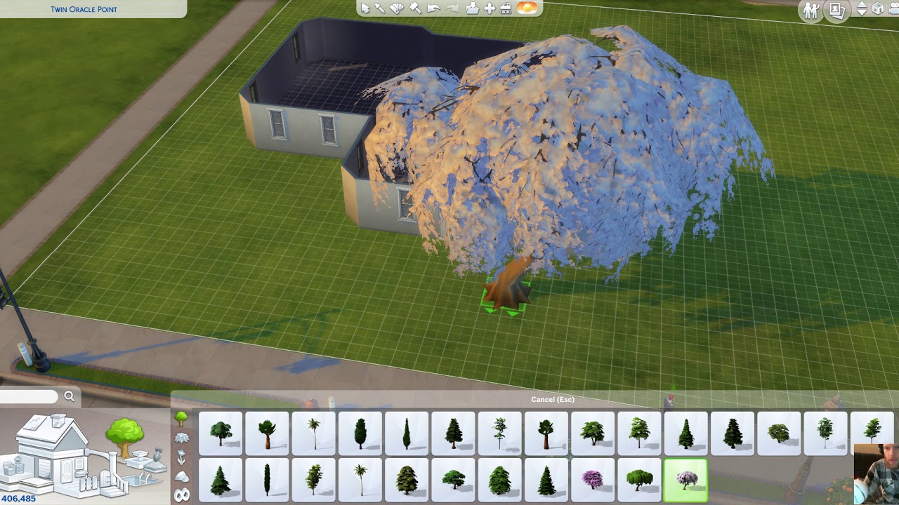 ASMR - Playing The Sims 4/ Whispering and Eating Hard Candy