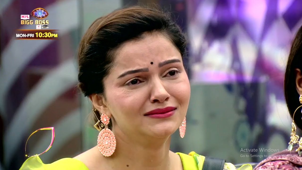 Bigg Boss 14: Rubina Ke Behan Jyotika Ki Hue Ghar Mein Entry, Mummy-Papa Ki Yaad Me Royi Rubina