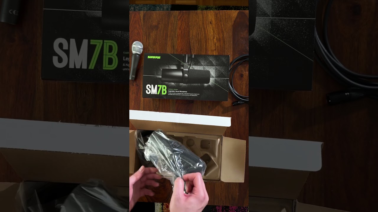 Shure SM7B unboxing #unboxing #shorts #microphone #broadcast #gaming
