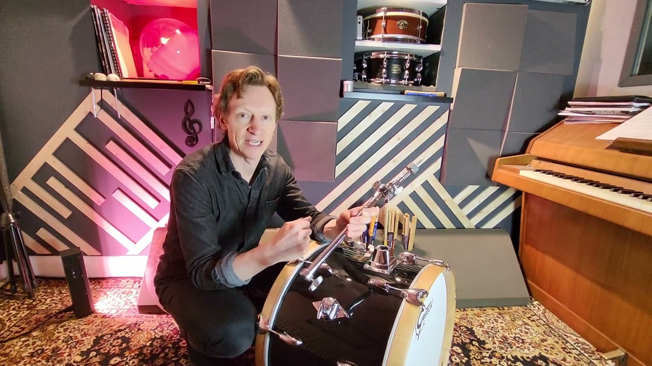 Combining vintage drums and modern hardware - How to achieve a versatile Bass Drum Cymbal Mount